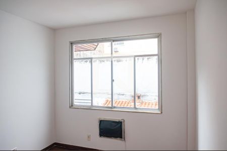 quarto 1 de apartamento para alugar com 3 quartos, 78m² em Taquara, Rio de Janeiro