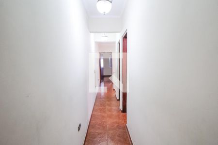 Corredor de casa à venda com 3 quartos, 221m² em Vila Cleonice, São Paulo