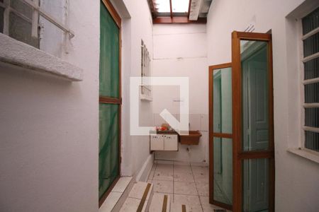 Casa à venda com 60m², 2 quartos e 1 vagaÁrea de Serviço