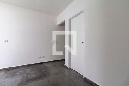 Sala de casa de condomínio para alugar com 1 quarto, 50m² em Itaquera, São Paulo