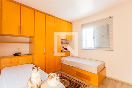 Casa à venda com 174m², 3 quartos e 2 vagasQuarto 2