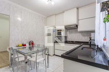Casa à venda com 174m², 3 quartos e 2 vagasCozinha