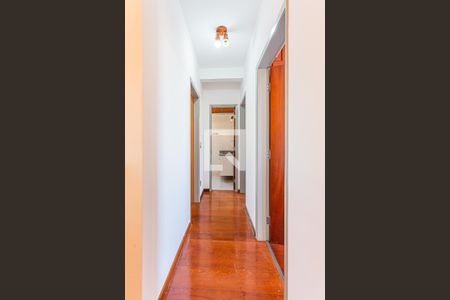 Corredor de apartamento para alugar com 2 quartos, 73m² em Centro, Santo André
