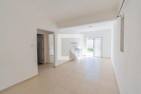 Sala/Cozinha de casa para alugar com 2 quartos, 80m² em Vila Paraíso, Campinas