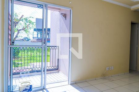 Sala de apartamento para alugar com 2 quartos, 48m² em Parque São Jorge, Campinas