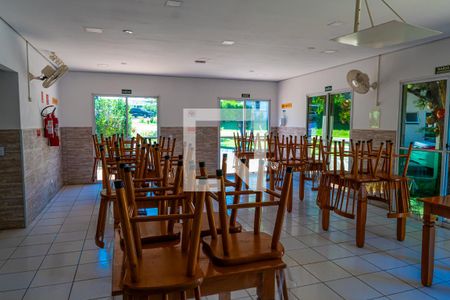 Apartamento para alugar com 48m², 2 quartos e 1 vagaÁrea comum - Salão de festas