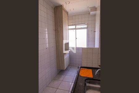Apartamento para alugar com 48m², 2 quartos e 1 vagaCozinha e Área de Serviço
