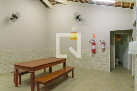 Apartamento para alugar com 48m², 2 quartos e 1 vagaÁrea comum - Churrasqueira