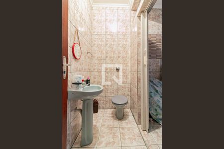 Banheiro de casa à venda com 2 quartos, 150m² em Jardim Ponte Rasa, São Paulo