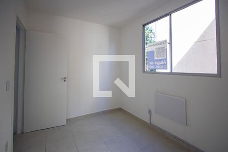 Quarto 2 de apartamento para alugar com 2 quartos, 45m² em Colubandê, São Gonçalo