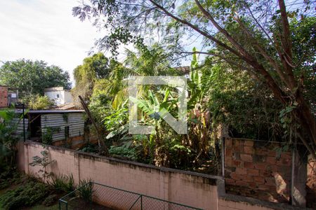 Vista da Sala de apartamento para alugar com 2 quartos, 45m² em Colubandê, São Gonçalo