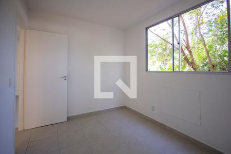 Quarto 1 de apartamento para alugar com 2 quartos, 45m² em Colubandê, São Gonçalo