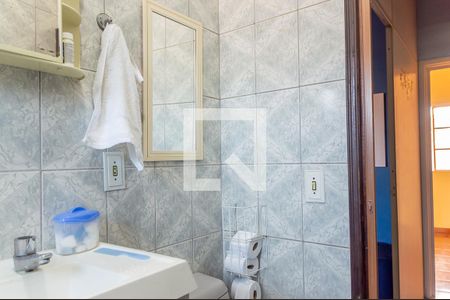 Casa à venda com 243m², 3 quartos e 3 vagas Casa à venda com 243m², 3 quartos e 3 vagasBanheiro