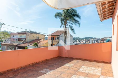 Casa à venda com 243m², 3 quartos e 3 vagas Casa à venda com 243m², 3 quartos e 3 vagasSacada