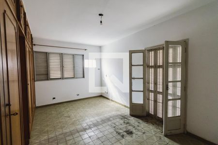 Casa à venda com 750m², 3 quartos e 11 vagasSuíte 2