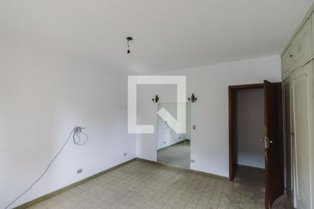 Casa à venda com 750m², 3 quartos e 11 vagasSuíte 