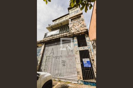 Casa à venda com 750m², 3 quartos e 11 vagasFachada 