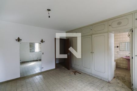 Casa à venda com 750m², 3 quartos e 11 vagasSuíte 