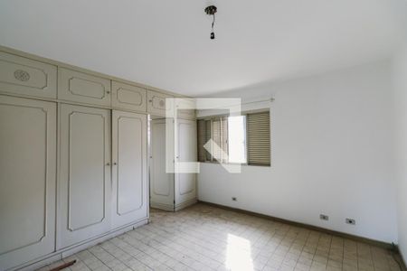 Casa à venda com 750m², 3 quartos e 11 vagasSuíte 