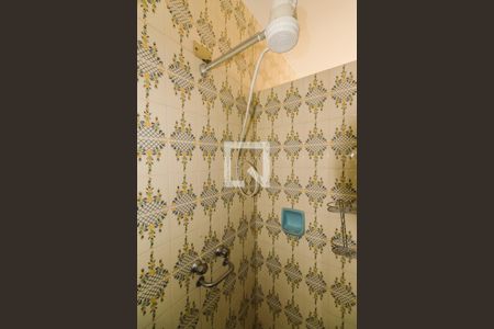 Casa à venda com 750m², 3 quartos e 11 vagasBanheiro 