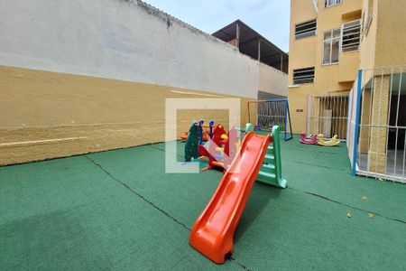 Apartamento para alugar com 60m², 2 quartos e 1 vagaÁrea comum - Playground