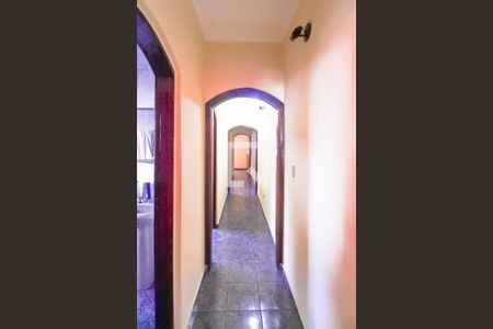 Corredor de casa para alugar com 4 quartos, 240m² em Altos de Vila Prudente, São Paulo