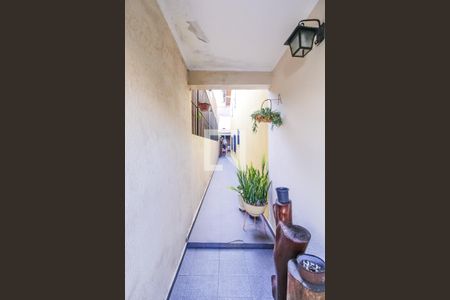 Corredor Externo de casa para alugar com 4 quartos, 240m² em Altos de Vila Prudente, São Paulo