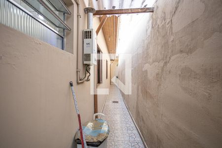 Casa à venda com 100m², 3 quartos e 3 vagasCorredor