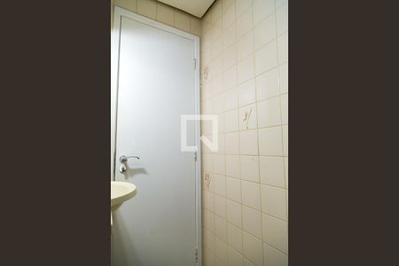 Apartamento à venda com 73m², 3 quartos e 1 vaga Apartamento à venda com 73m², 3 quartos e 1 vagaBanheiro Social