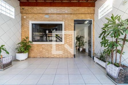 Casa à venda com 193m², 3 quartos e 2 vagasGaragem