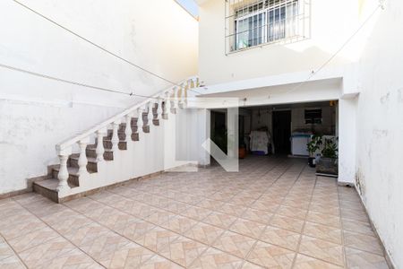 Casa à venda com 193m², 3 quartos e 2 vagasQuintal