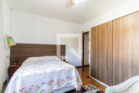 Casa à venda com 193m², 3 quartos e 2 vagasQuarto 1