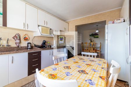 Casa à venda com 193m², 3 quartos e 2 vagasCozinha