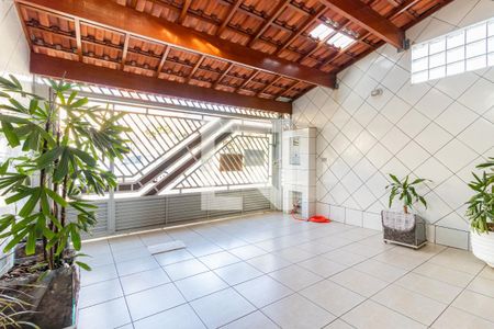Casa à venda com 193m², 3 quartos e 2 vagasGaragem