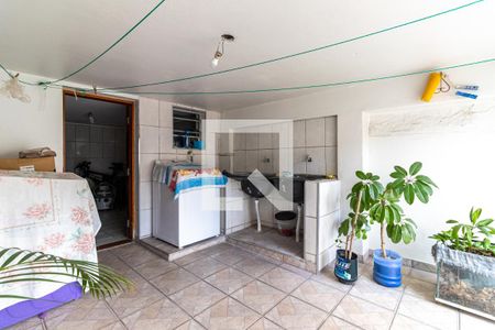 Casa à venda com 193m², 3 quartos e 2 vagasLavanderia