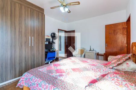 Casa à venda com 193m², 3 quartos e 2 vagasQuarto 2