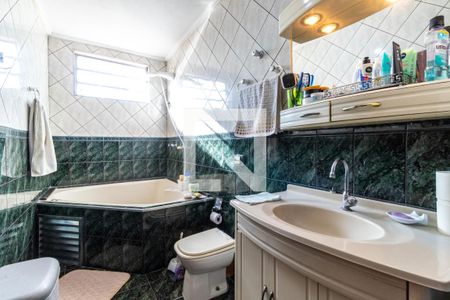 Casa à venda com 193m², 3 quartos e 2 vagasBanheiro 1