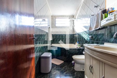 Casa à venda com 193m², 3 quartos e 2 vagasBanheiro 1
