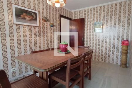 Casa à venda com 247m², 3 quartos e 4 vagasCopa