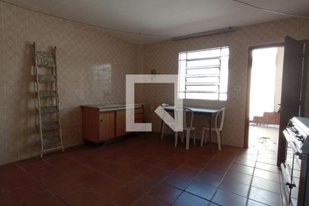 Casa à venda com 247m², 3 quartos e 4 vagasÁrea de Serviço