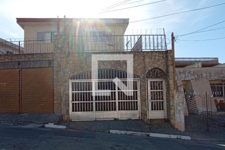 Casa à venda com 247m², 3 quartos e 4 vagasFachada