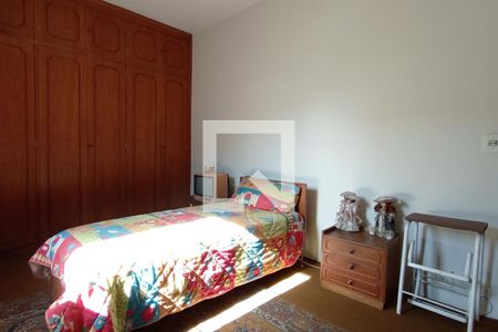 Casa à venda com 247m², 3 quartos e 4 vagasQuarto 3