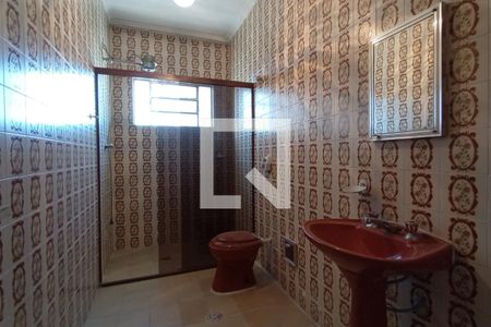 Casa à venda com 247m², 3 quartos e 4 vagasBanheiro 2