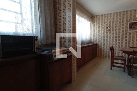 Casa à venda com 247m², 3 quartos e 4 vagasCozinha