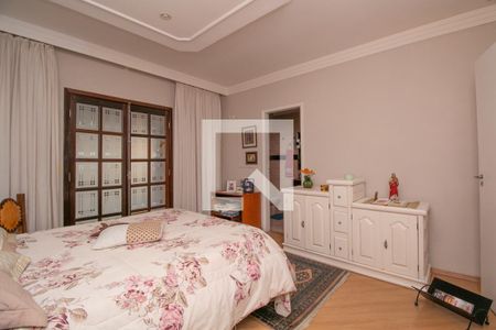 Casa à venda com 300m², 3 quartos e 4 vagasSuíte 3