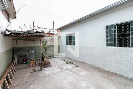 Casa para alugar com 75m², 2 quartos e sem vaga Casa para alugar com 75m², 2 quartos e sem vagaQuintal