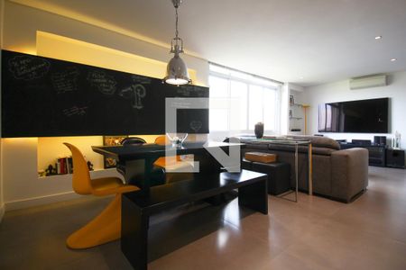 Sala de apartamento à venda com 2 quartos, 103m² em Itaim Bibi, São Paulo