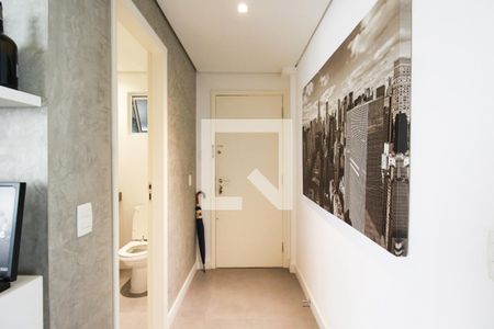 Corredor/Entrada  de apartamento à venda com 2 quartos, 103m² em Itaim Bibi, São Paulo