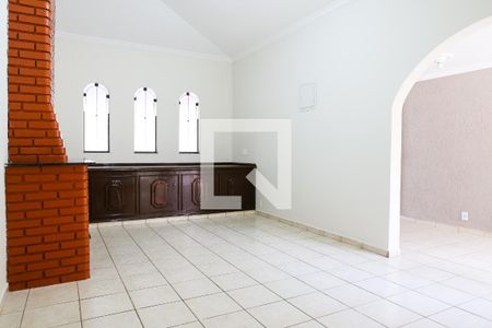 Sala de casa à venda com 3 quartos, 180m² em Santa Teresinha, Santo André