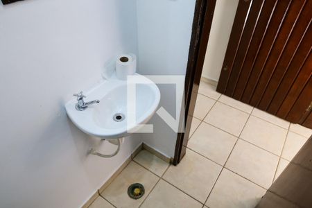 Casa à venda com 180m², 3 quartos e 2 vagasLavabo